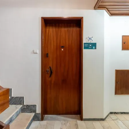 4 Bdr Flat With Balcony In Armacao By Lovelystay Apartment
